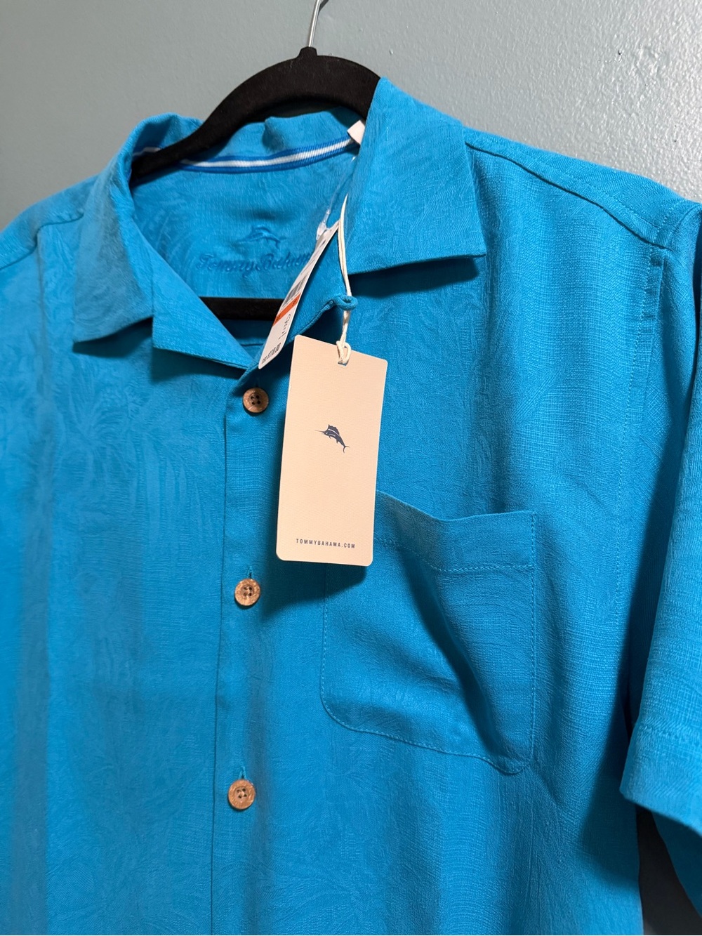 Tommy Bahama Tropic Isles 100% Silk Camp Shirt Blue Danube Men’s Small NEW